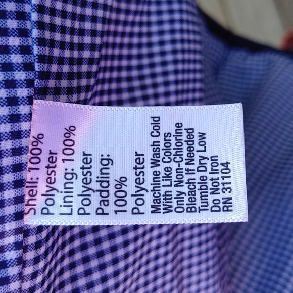 Girls Crown and Ivy navy quilted jacket, sz L, plaid lining, snap front - Picture 10 of 11